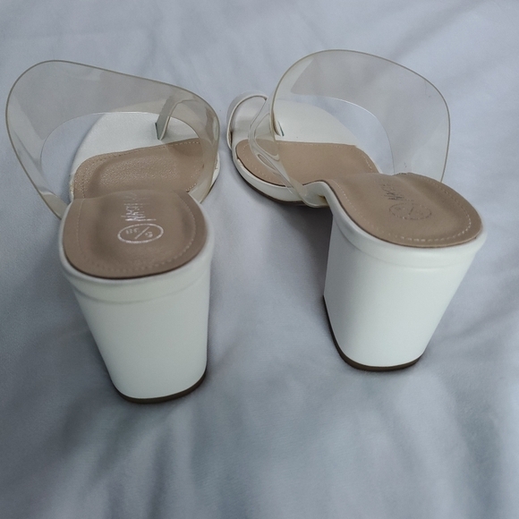 Clear Strap PVC Block Heel Open Toe with Toe Post Loop Mule Sandals - Picture 6 of 12